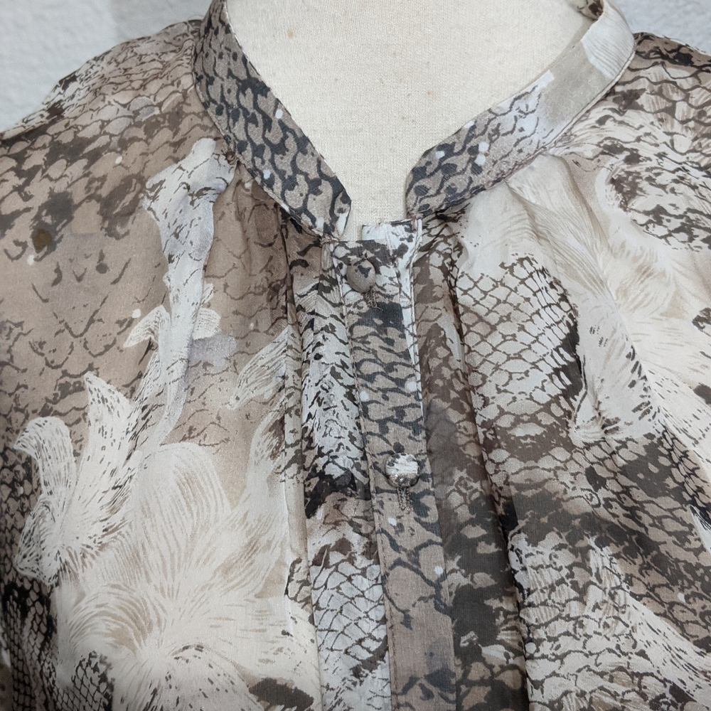 Sheer snake blouse - Picture 2 of 4